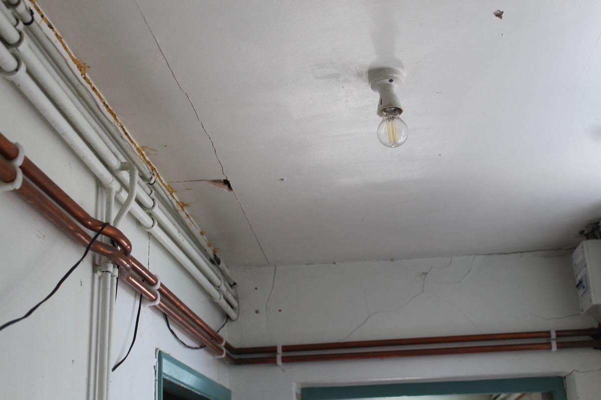 Lighthorne Village Hall North Annexe cracks