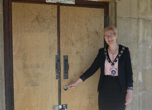 Alcester Town Council take a 125-year lease on the Greig Hall