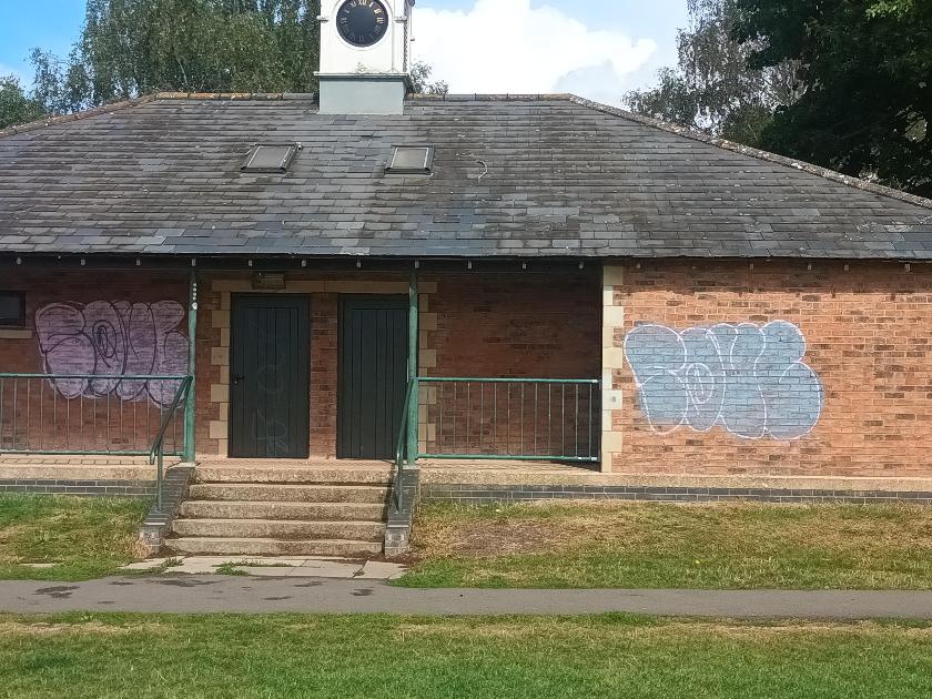 Graffiti at the sports pavillion, recreation ground, stratford upon avon
