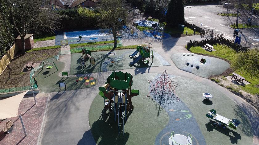 Recreation Ground Play Area gets a refurb